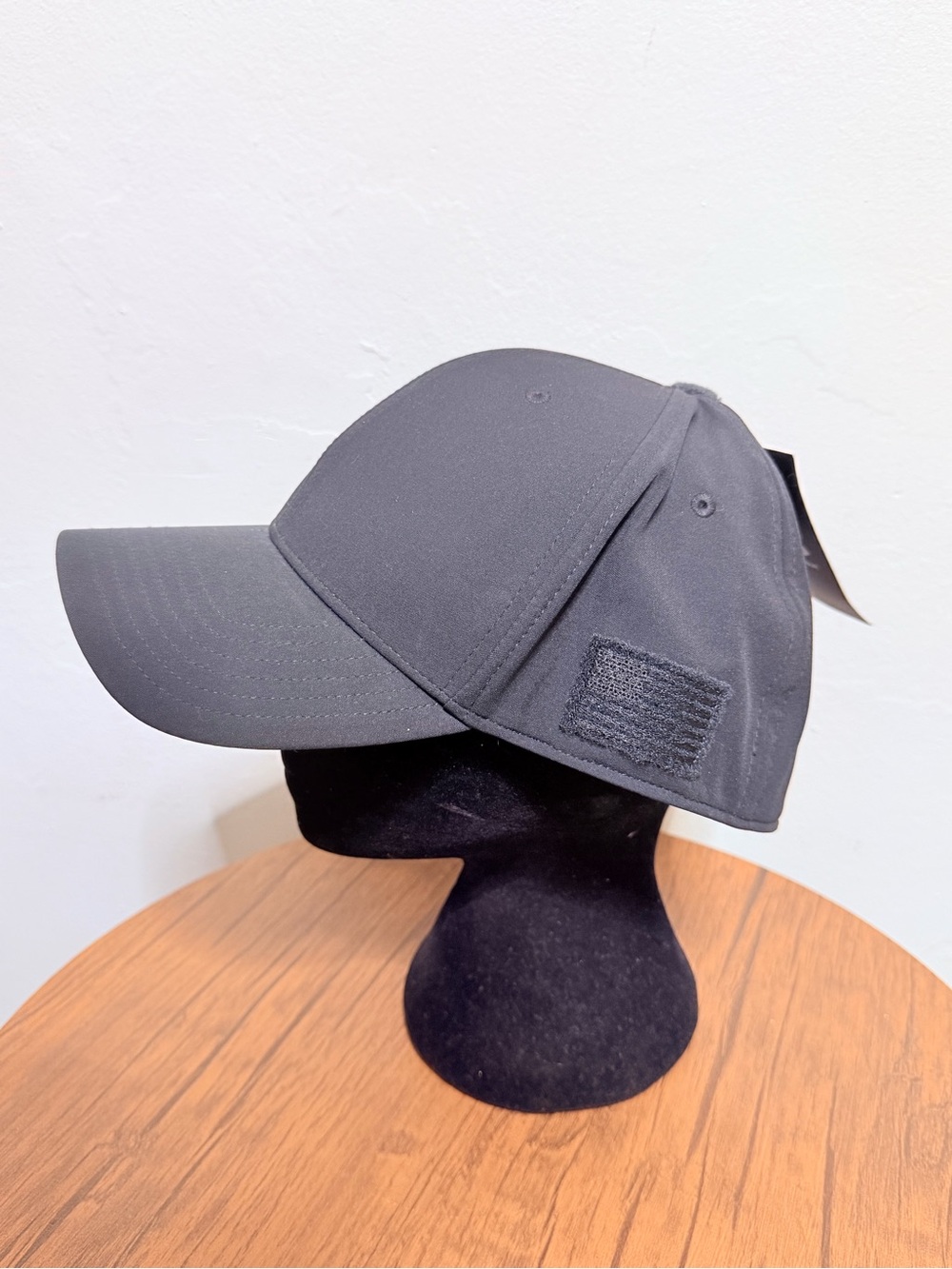 Under Armour UA Black Cap XL/XXL New with tags!